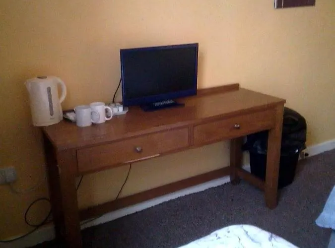 St George\'S Hotel