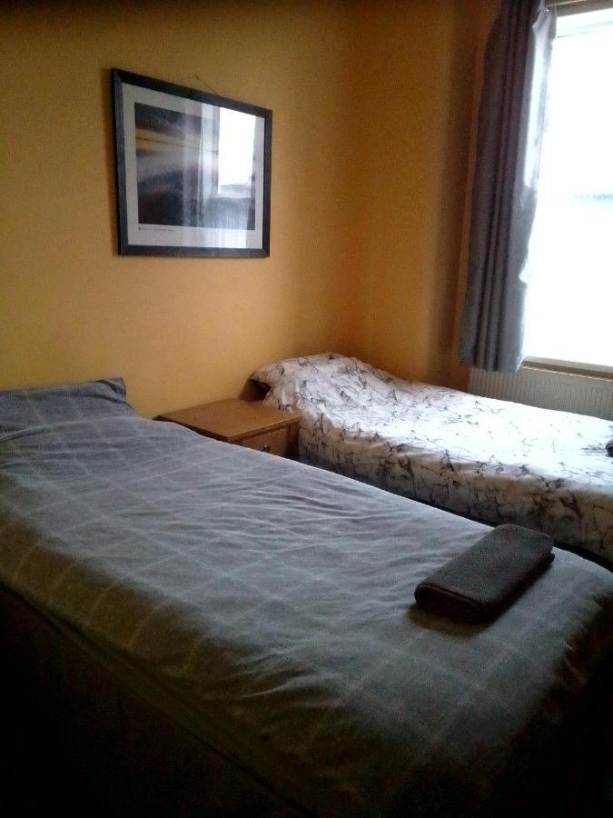 St George's 3* Kingston upon Hull